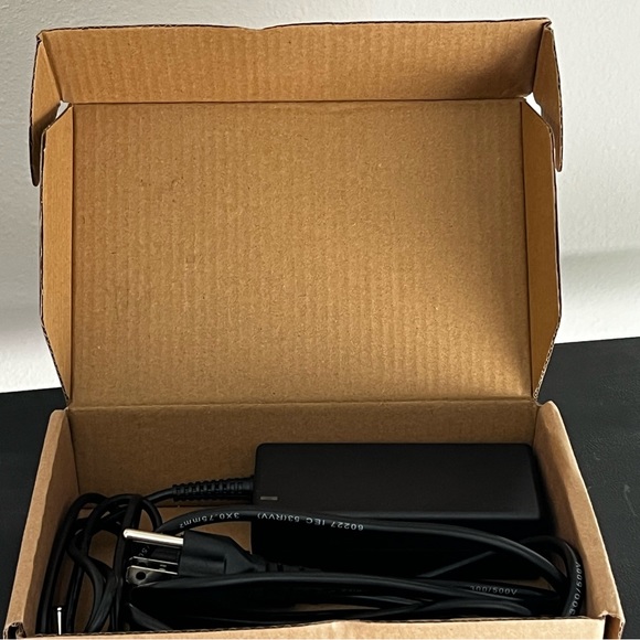 LG Power Adapter LCD Monitor Power Supply - Picture 4 of 7